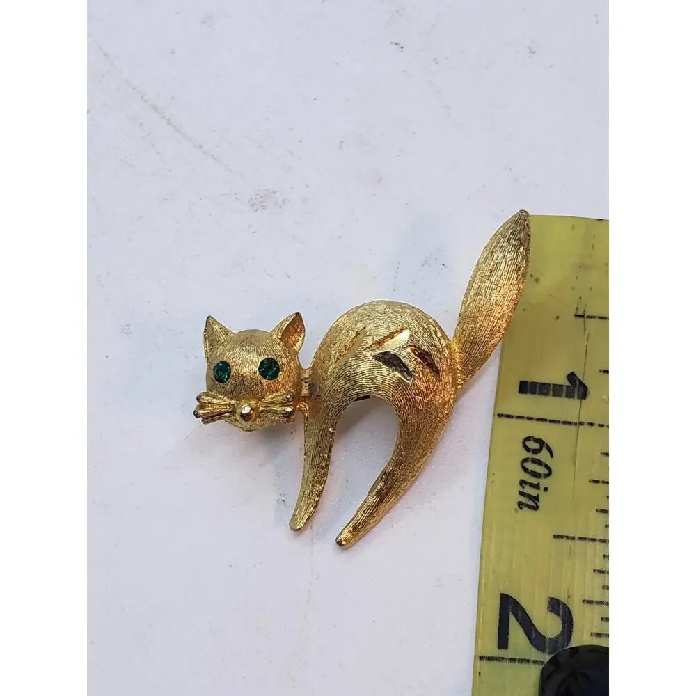 Vintage Mamselle Cat Brooch Pin Green Rhinestone Eyes 10 Gold Plated Signed